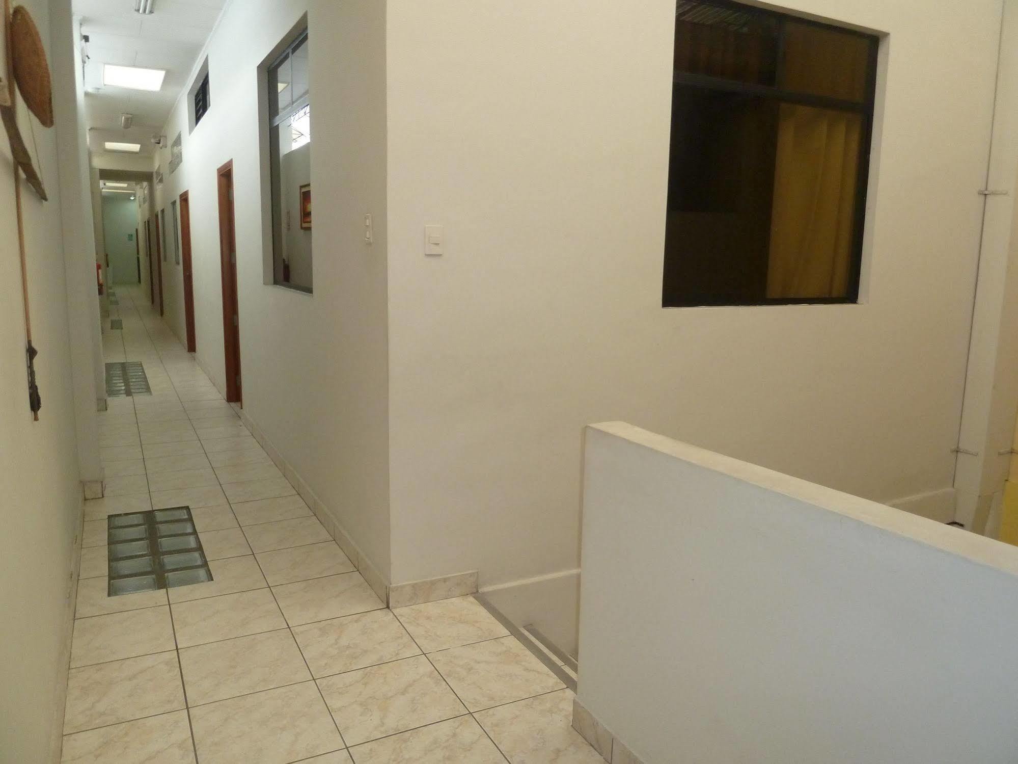 Hostal Huayruro Iquitos Dış mekan fotoğraf